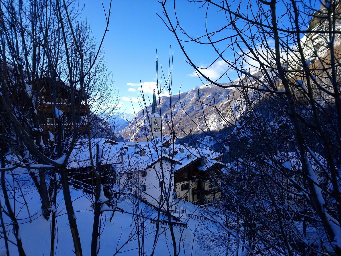 Apartamento Cervinia-Valt Sport & Relax House Valtournenche Exterior foto